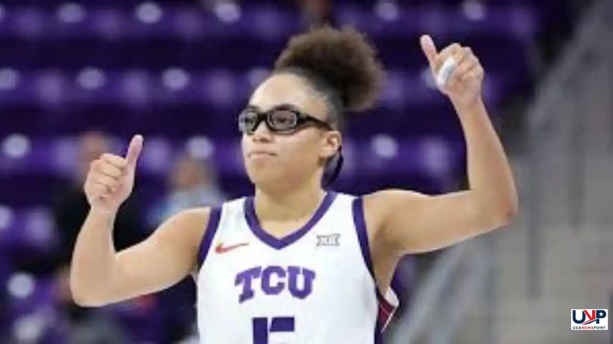 Olivia Miles Breaks Records in WNBA